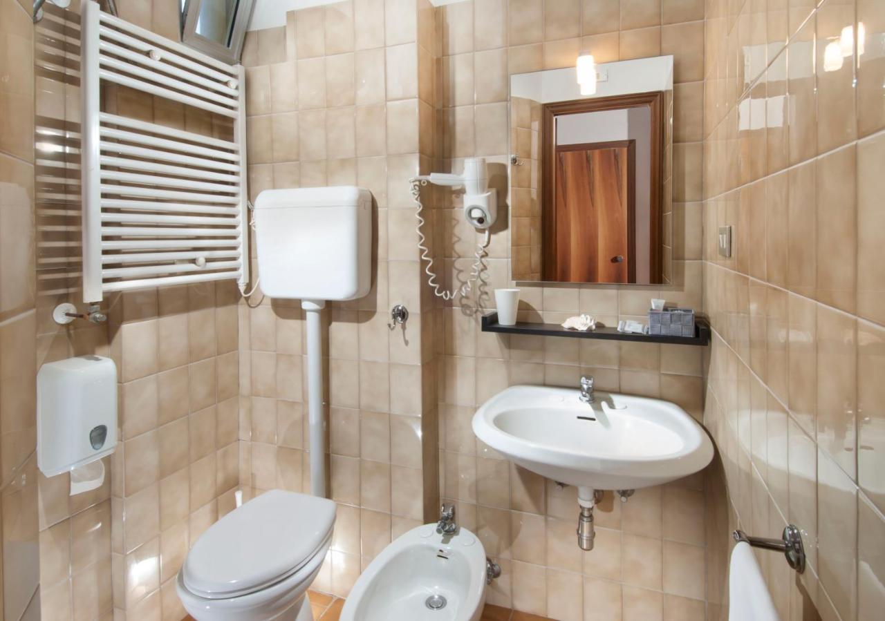 Hotel Le Querce Senigallia Eksteriør billede